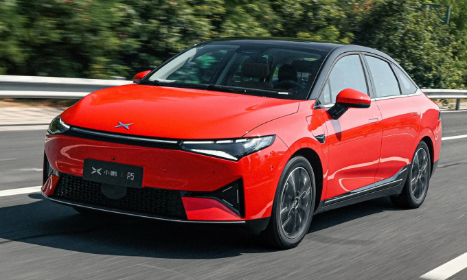 Sedan chạy điện Xpeng P5. Ảnh: Autocar