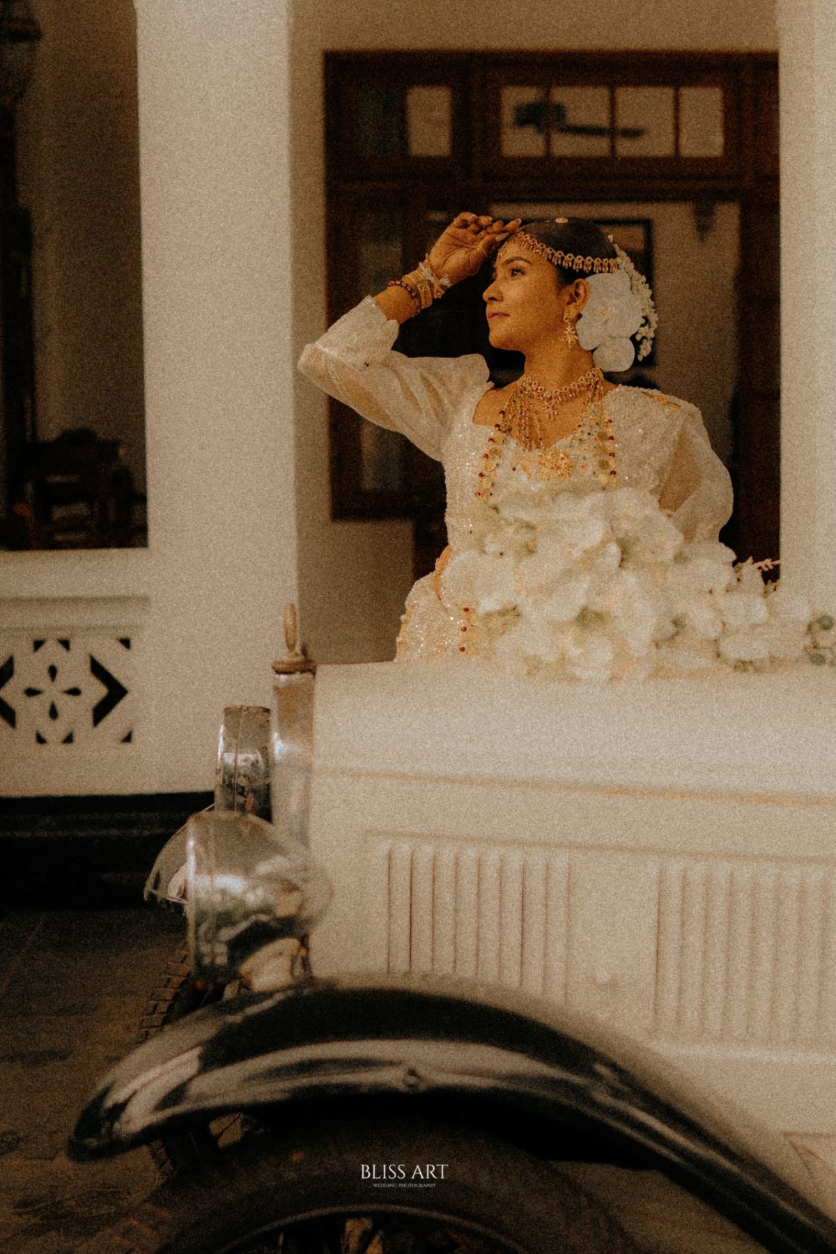Kandyan Bride, Poruwa Ceremony, Mul Anduma