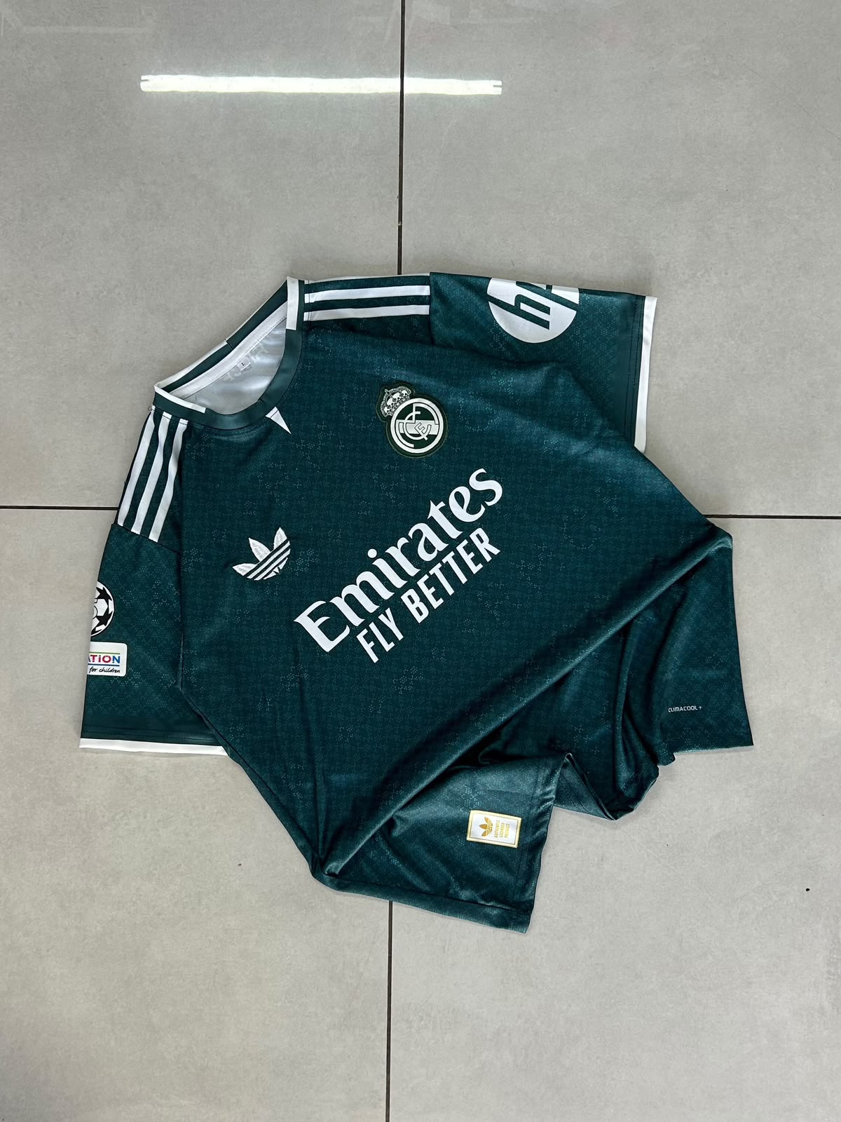 Real Madrid 24/25 Third Kit (Emerald Green Retro) — Vini Jr. #7