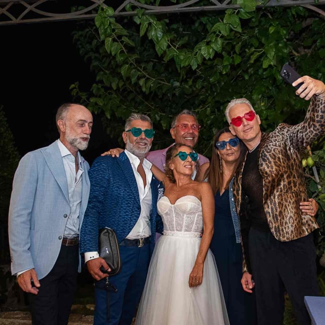 Festa in piscina e nel nostro giardino. Ecco il matrimonio di Paola e Andrea qui da noi