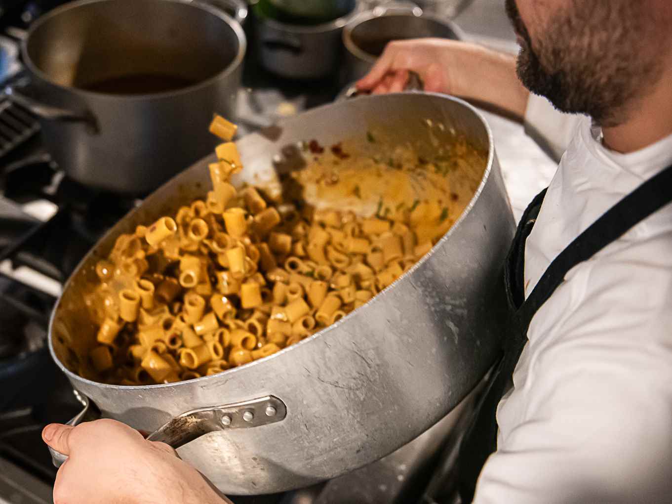 Chef stellati Michelin a Casa Lerario. Nicola Fossaceca e la sua brigata per un sabato qui da noi