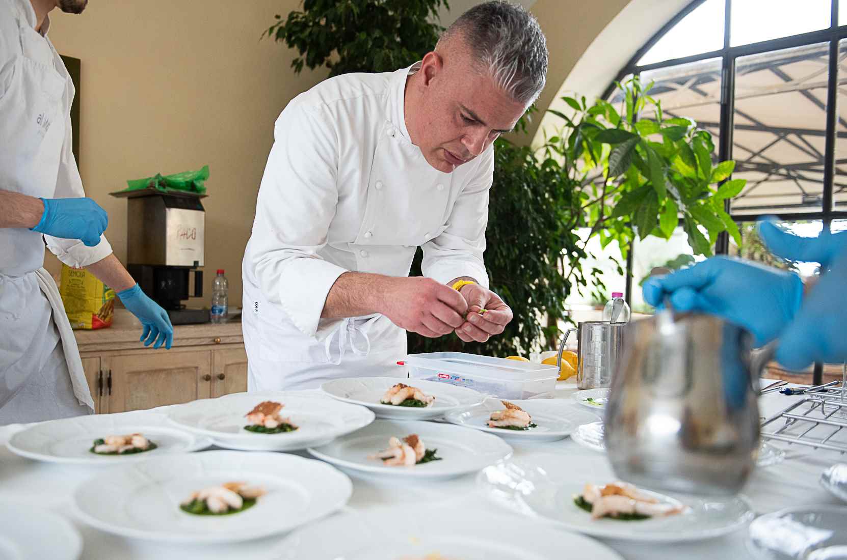 Chef stellati Michelin a Casa Lerario. Nicola Fossaceca e la sua brigata per un sabato qui da noi