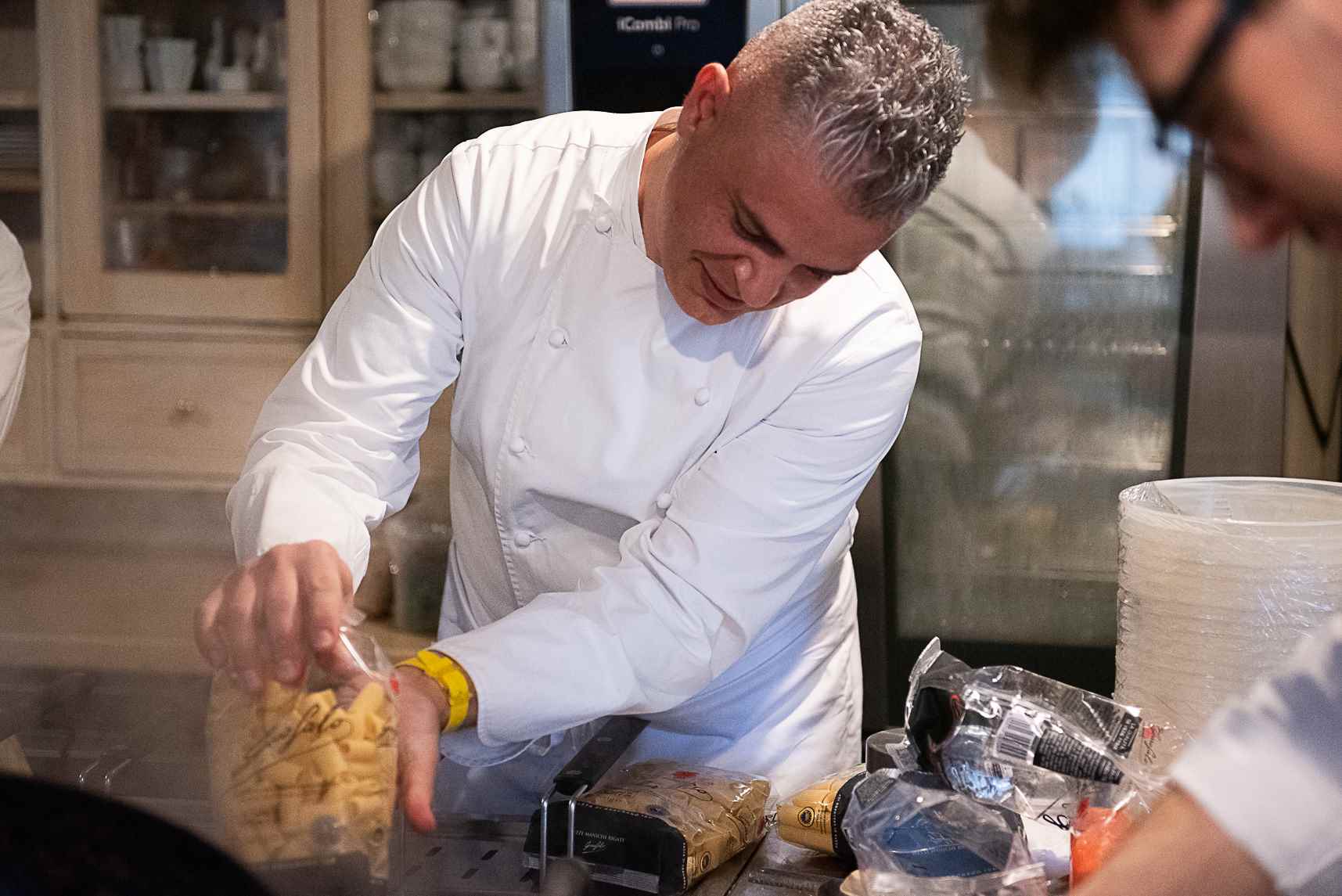 Chef stellati Michelin a Casa Lerario. Nicola Fossaceca e la sua brigata per un sabato qui da noi