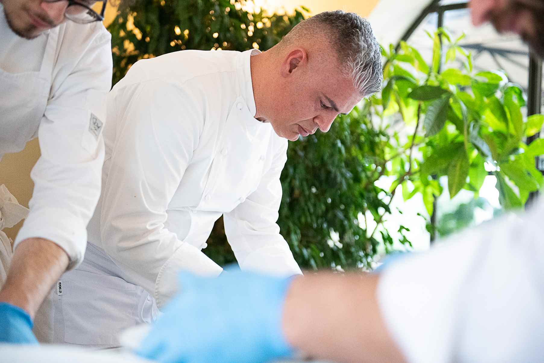 Chef stellati Michelin a Casa Lerario. Nicola Fossaceca e la sua brigata per un sabato qui da noi