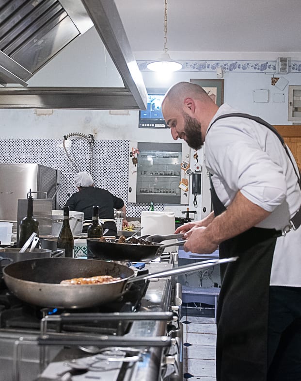 Chef Stellati ai fornelli di Casa Lerario. Marco Caputi del Maeba