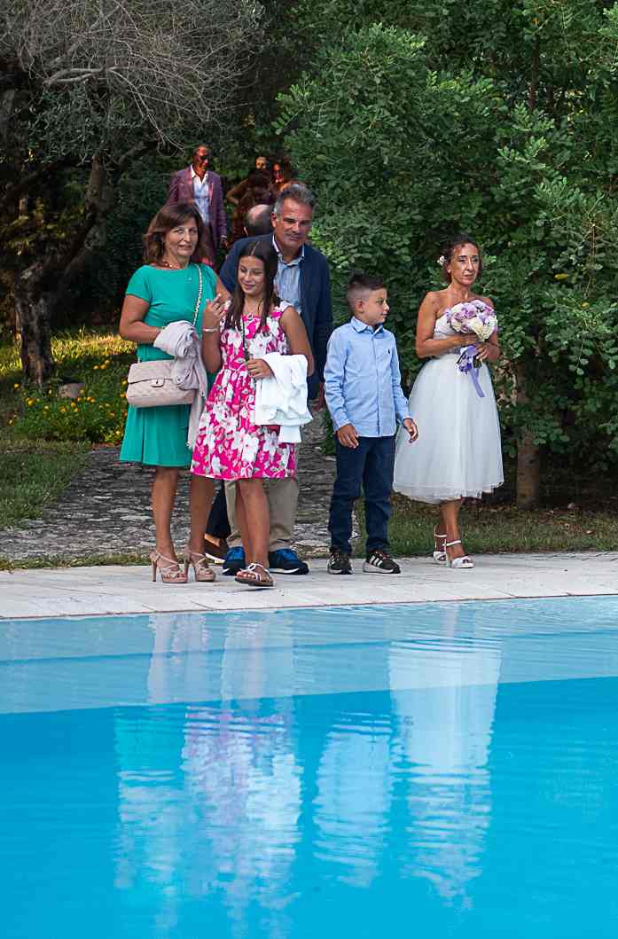 Festa in piscina e nel nostro giardino. Ecco il matrimonio di Paola e Andrea qui da noi