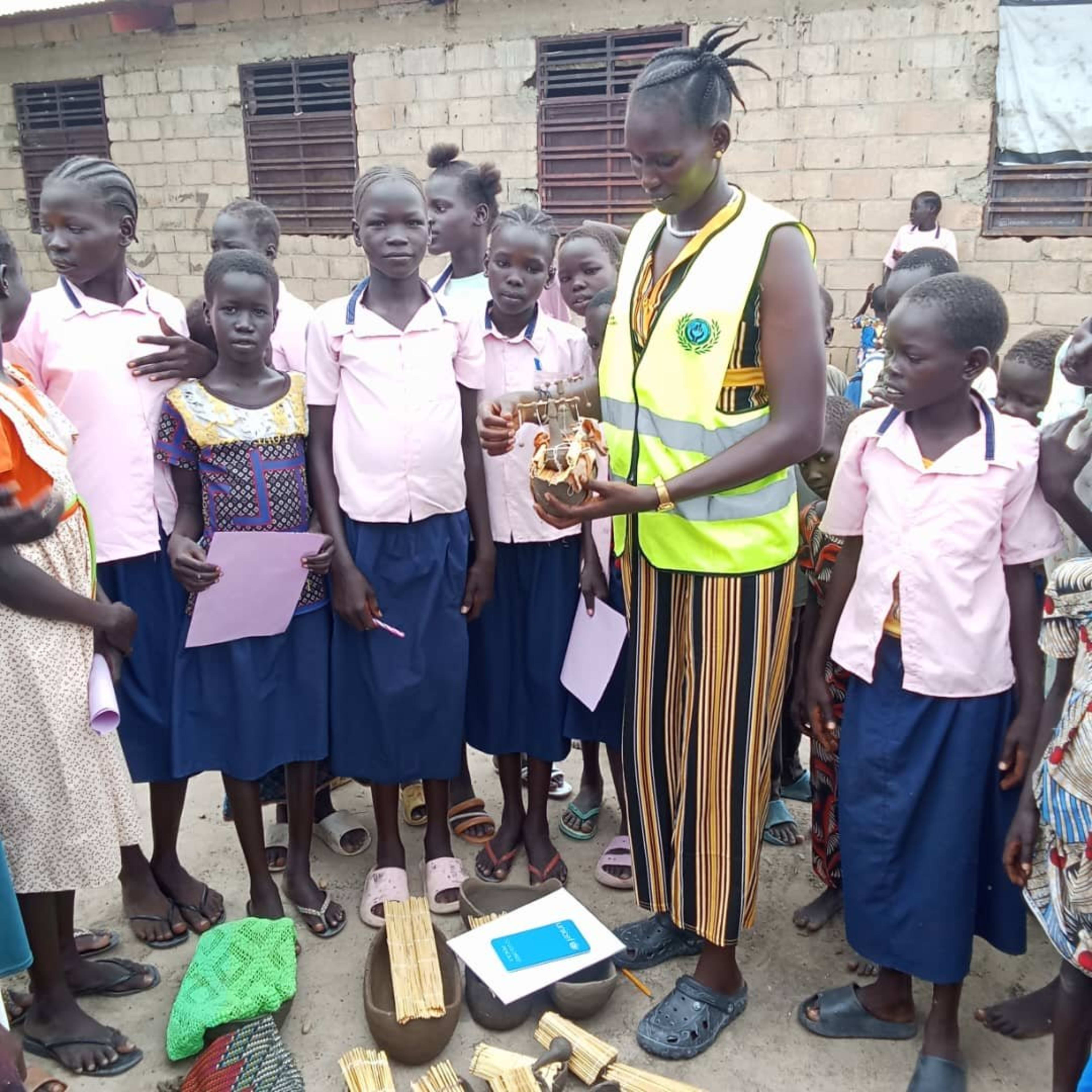 A temporary learning structure built under the UNICEF GPE project.