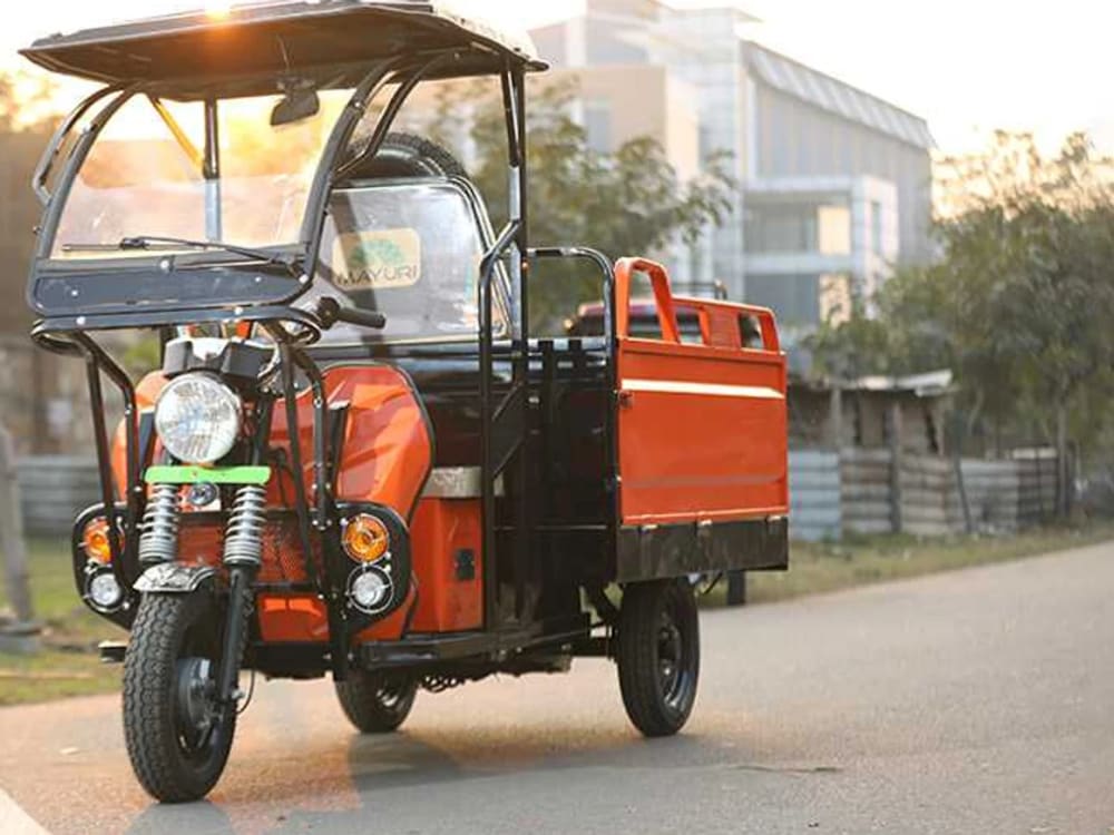 Mayuri E Cart Loader — An open deck for every delivery