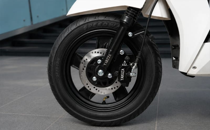 Evinox Deluxe — Front disc brake
