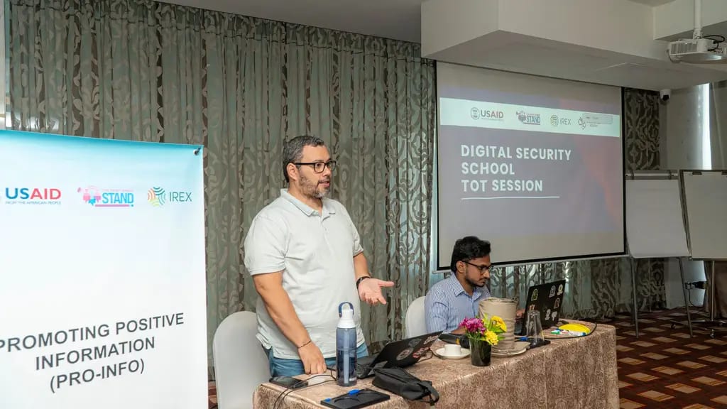 Digital Security School: training the trainers, Batticaloa, 2024-08-25.