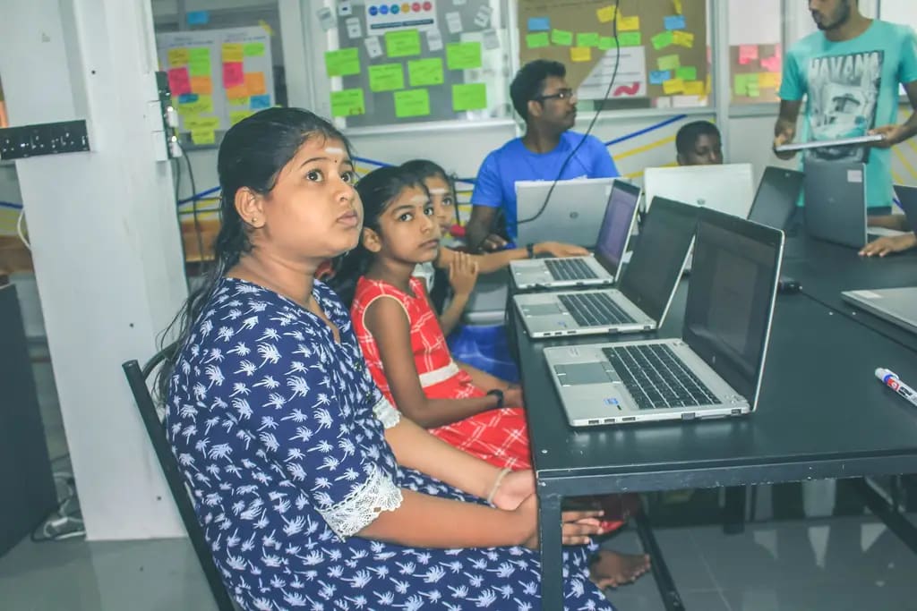 An Access Programme session, Batticaloa.
