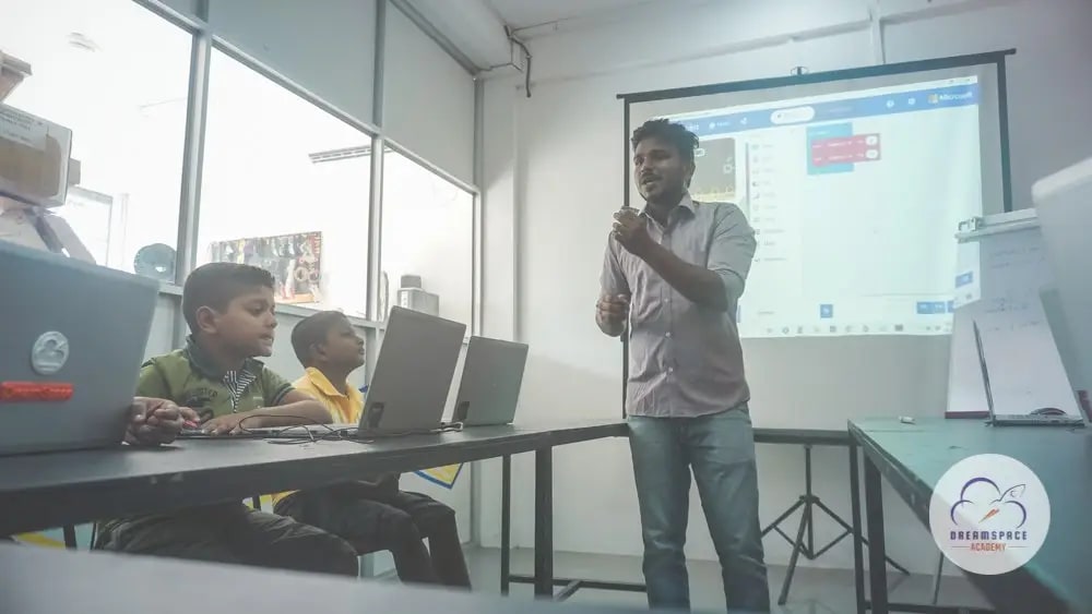 Schoolchildren at a one-day makerspace workshop, Batticaloa.