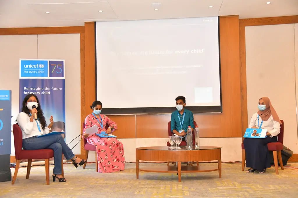 A candidate on the UNICEF panel, Sri Lanka, 2021-12-13.