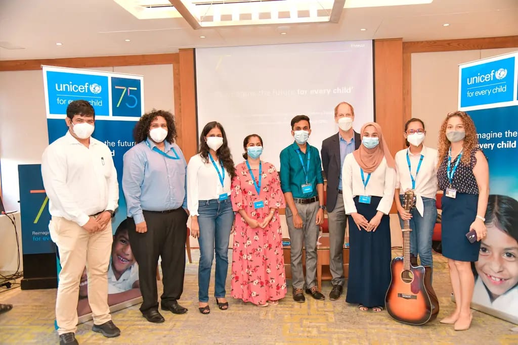 A candidate on the UNICEF panel, Sri Lanka, 2021-12-13.