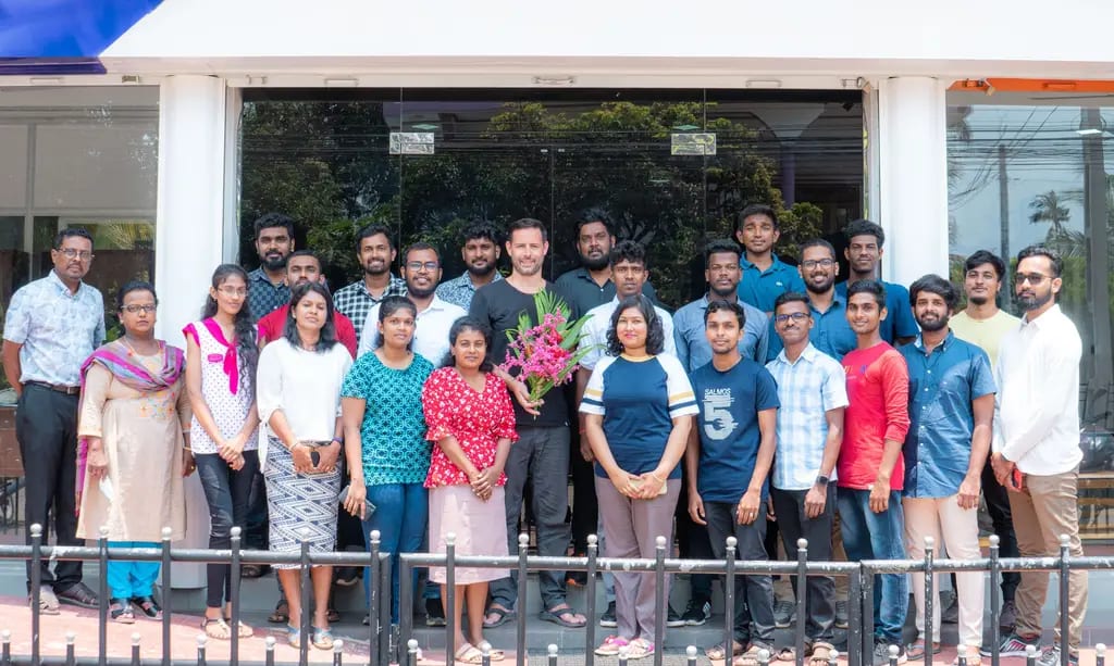 The Digital Nomad Ambassador visits, Batticaloa, 2022-03-24.
