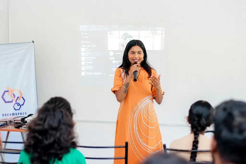 Meet and greet, Navz-47, Batticaloa, 2023-08-27.