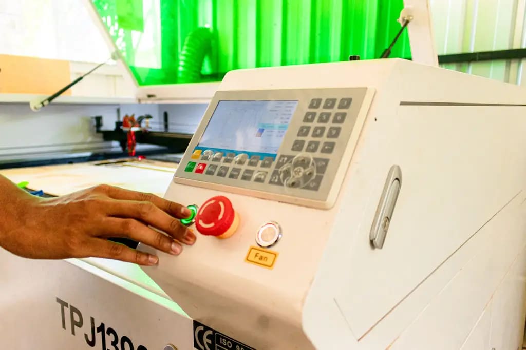 Laser engraver workshop, Batticaloa, 2023-09-09.