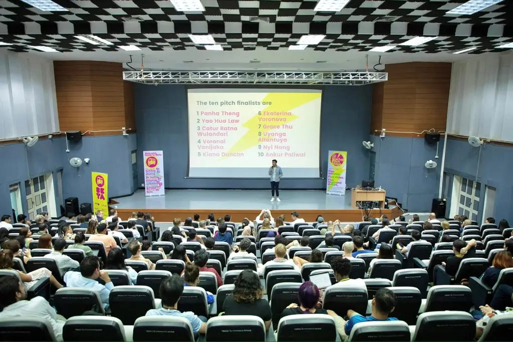 Splice Beta, first year, Chiang Mai, Thailand, 2023-11-14.