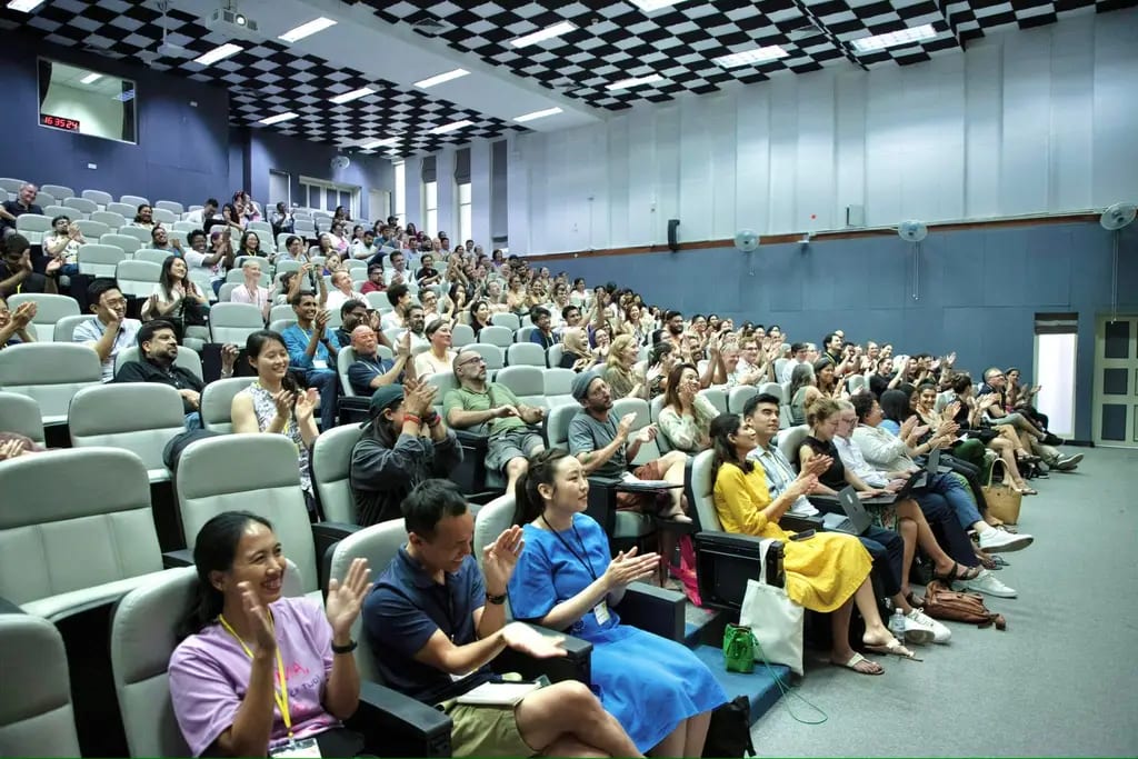 Splice Beta, first year, Chiang Mai, Thailand, 2023-11-14.