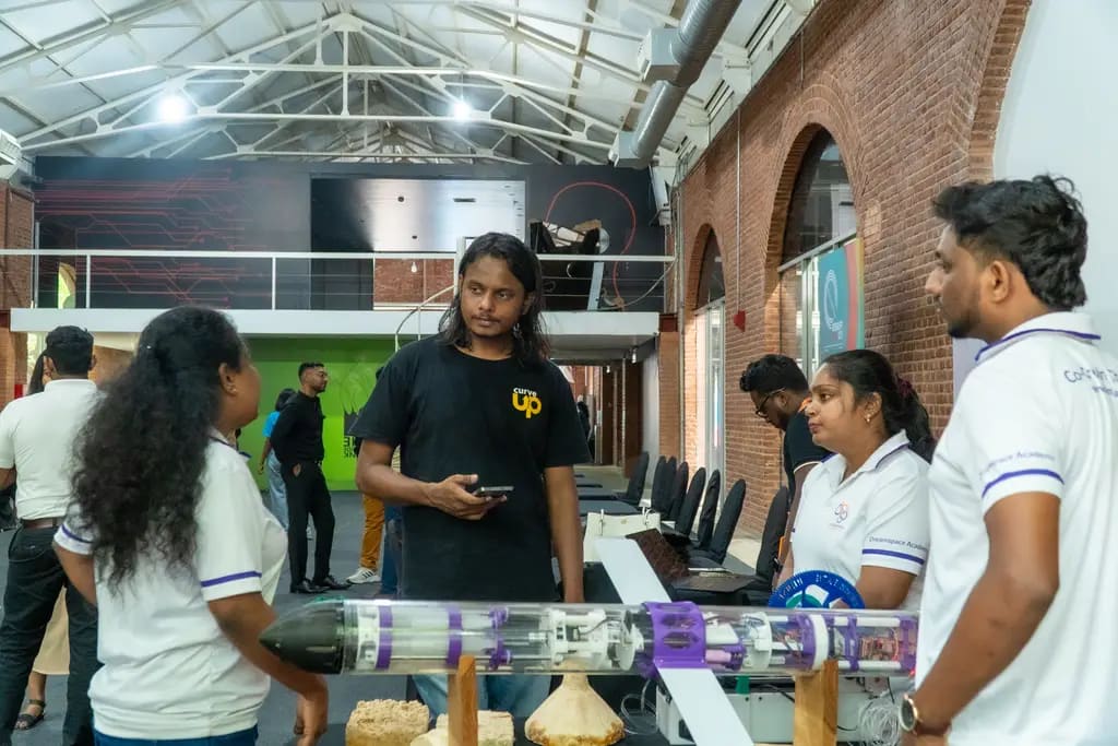 Distact Asia visits, Batticaloa, 2025-10-08.