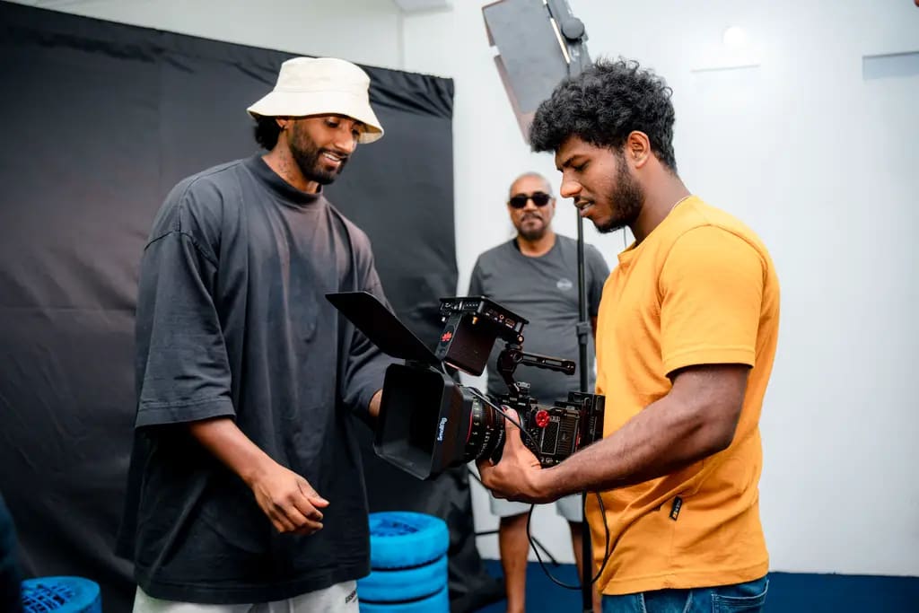 Hands-on with a camera rig at the Red Lotus Films workshop, DreamSpace Academy Batticaloa, 2024-01-31.