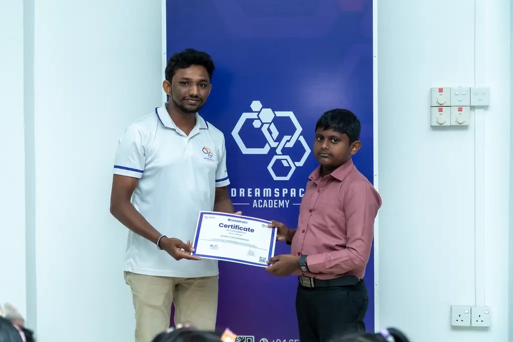 Certificate ceremony, Batticaloa, 2025-10-09.