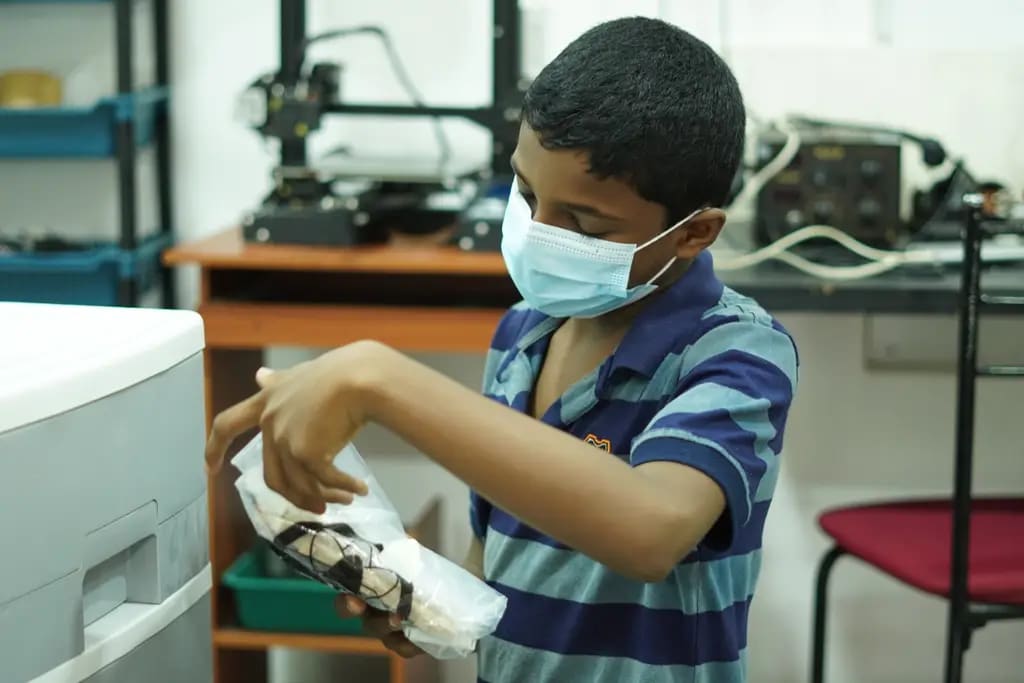 Science Hackday and an equipment handover, Batticaloa, 2021-12-16.