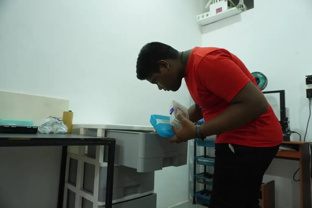 Science Hackday and an equipment handover, Batticaloa, 2021-12-16.