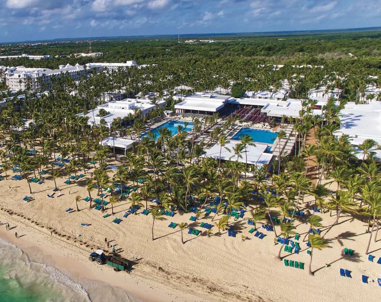 Punta Cana en Semana Santa · Riu Bambu todo incluido con vuelo desde Madrid