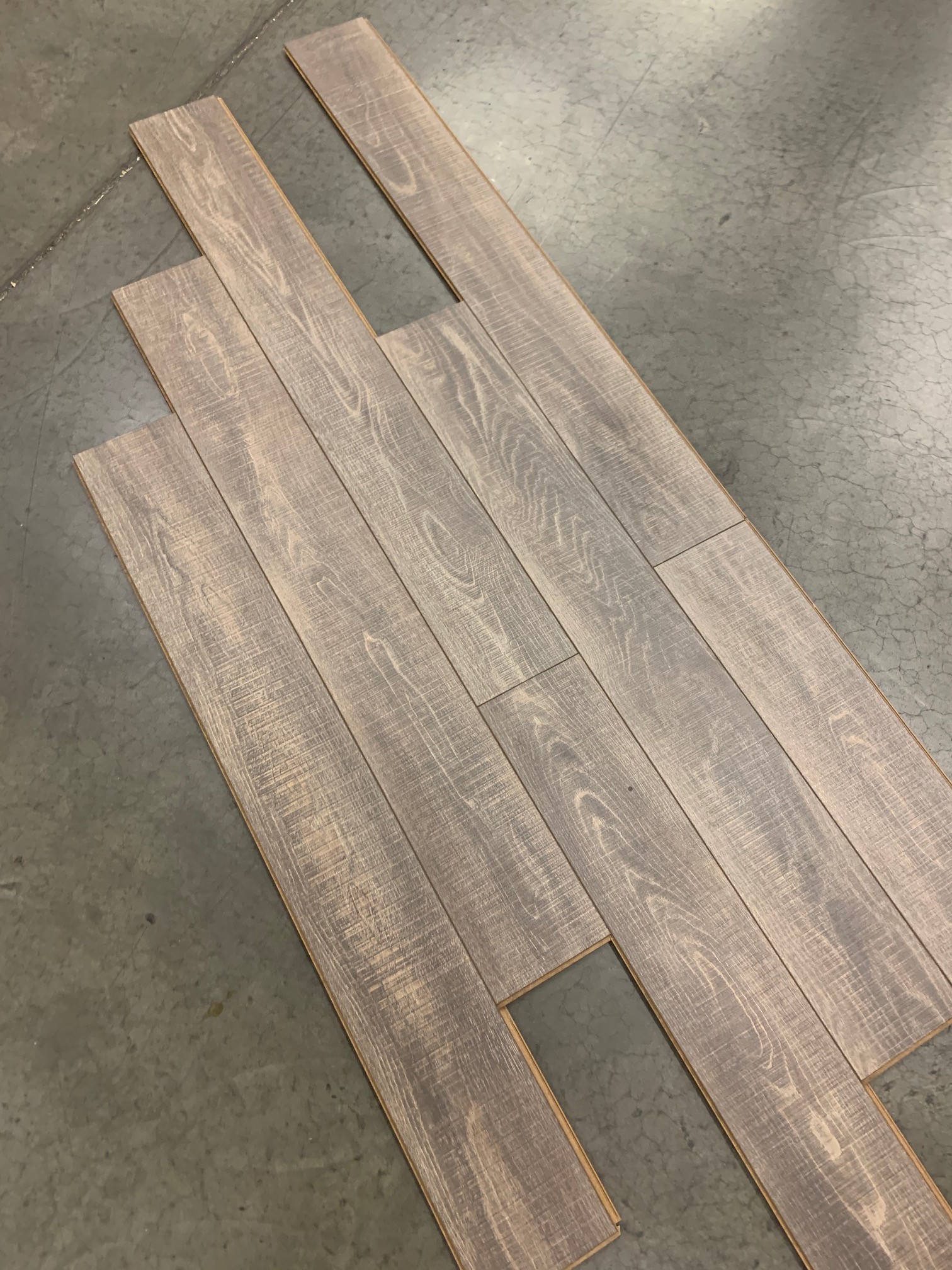Carpet Mill Outlet Stores Crosscut Oak Laminate