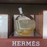 フローラルを使わない、かっこいい女性用オードトワレといえば「Eau des Merveilles Hermes(オー デ メルヴェイユ)」!『HERMES(エルメス)』