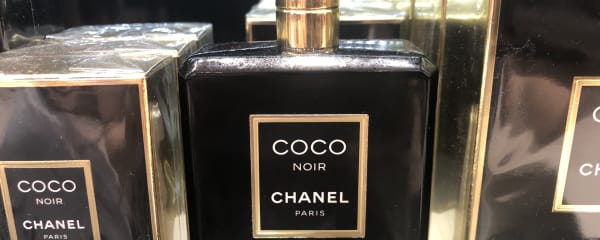 バロック的な夜の香り、現代のオリエンタル香水「COCO NOIR(ココ ノワール)」/『CHANEL(シャネル)』