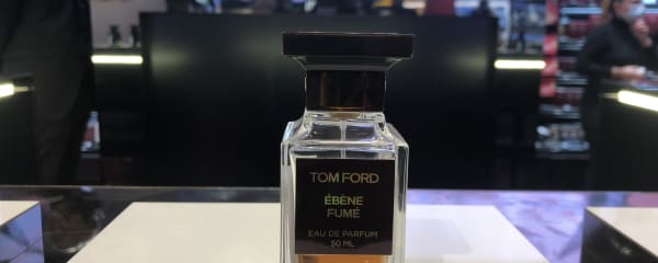 パロサント香る、浄化の香り「EBENE FUME(エべーヌ フュメ)」/『TOM FORD(トム フォード)』