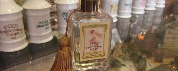 フランス最古の香水店から干し草のスモーキーな香り「Foin Fraichement Coupe(フォアン フレッシュモン クーぺ)」/『Oriza.L.Legrand(オリザ ルイ ルグラン)』