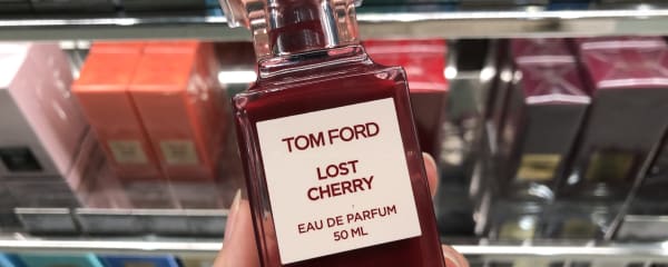 もともと持っている色気が完全に開花する「LOST CHERRY(ロスト・チェリー)」の香り/『TOM FORD(トム・フォード)』