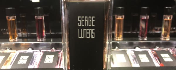 思わず深呼吸したくなる、ロマンチックな香り「Nuit de cellophane(ニュイ・ドゥ・セロファン)」/『Serge Lutens(セルジュ・ルタンス)』