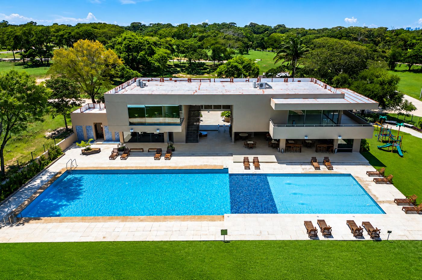 Country Club Los Lagos