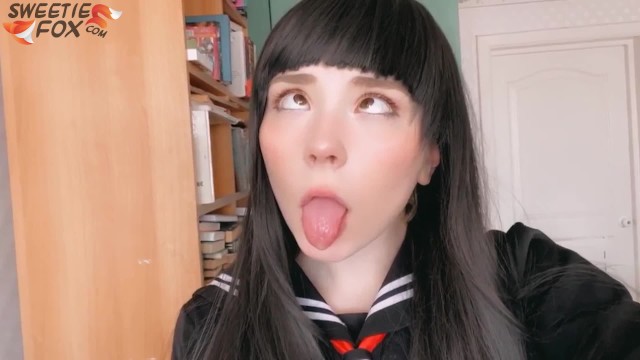 日本の学生は深いディックを吸引して騎乗位セックスをしました - Pornhub.com