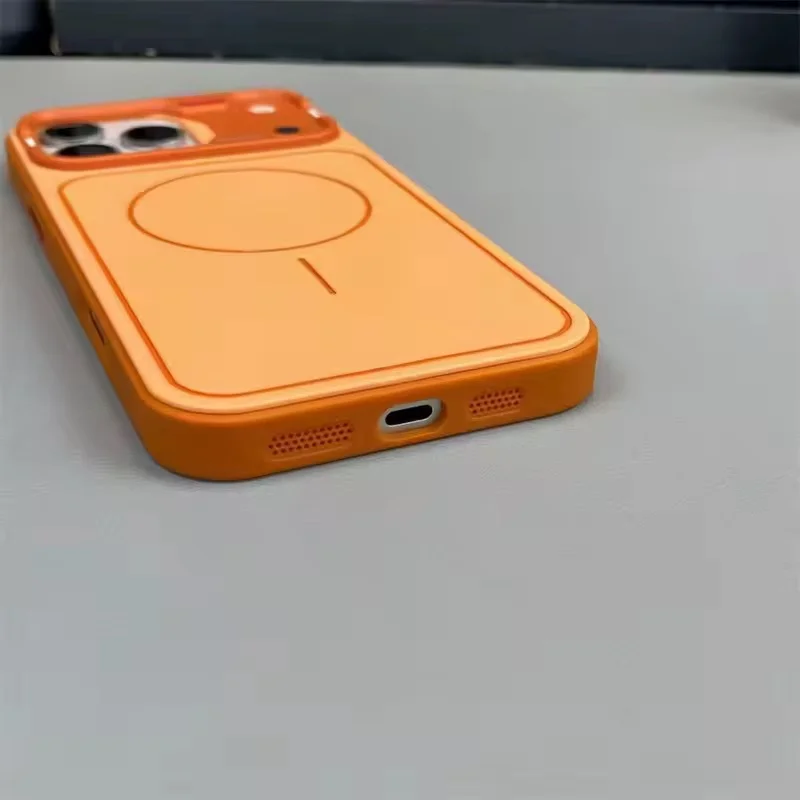 MagSafe Clear Protective Case