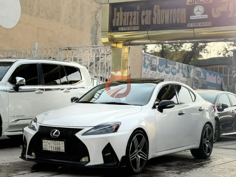 Lexus IS 2010