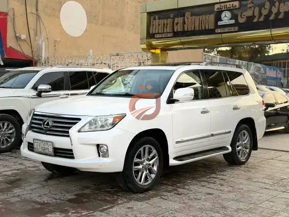 Lexus LX 2013