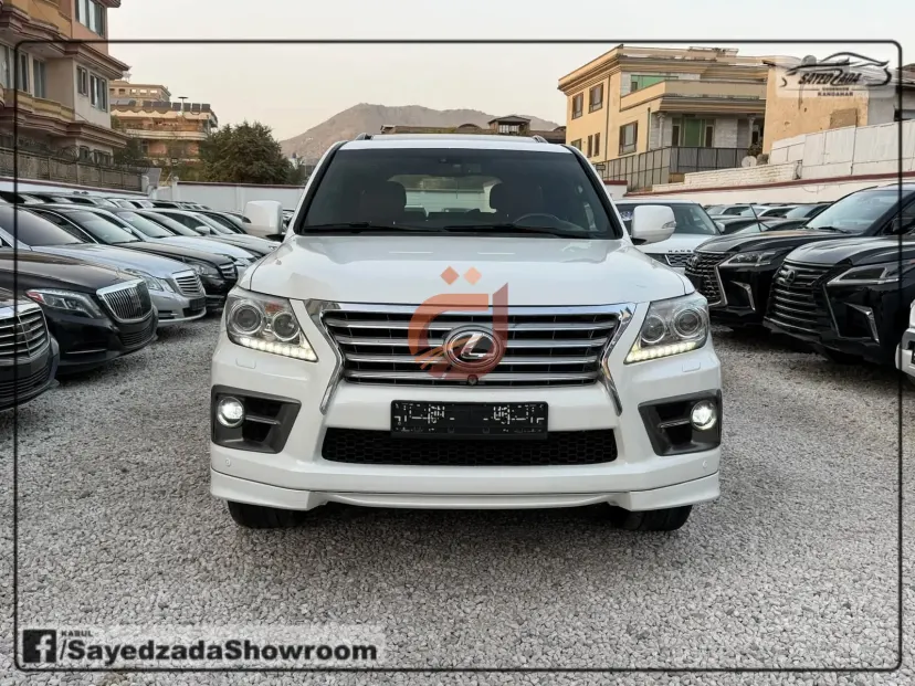 Lexus LX 2014