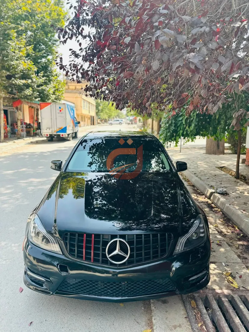 Mercedes-Benz C-Class 2012