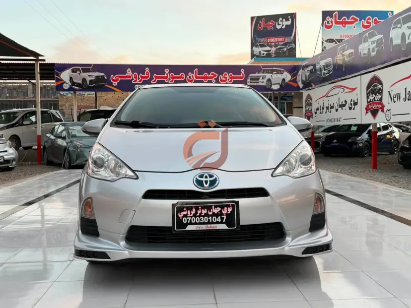 Toyota Aqua 2012