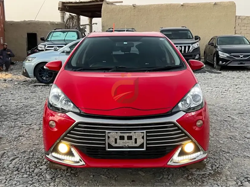 Toyota Aqua 2015