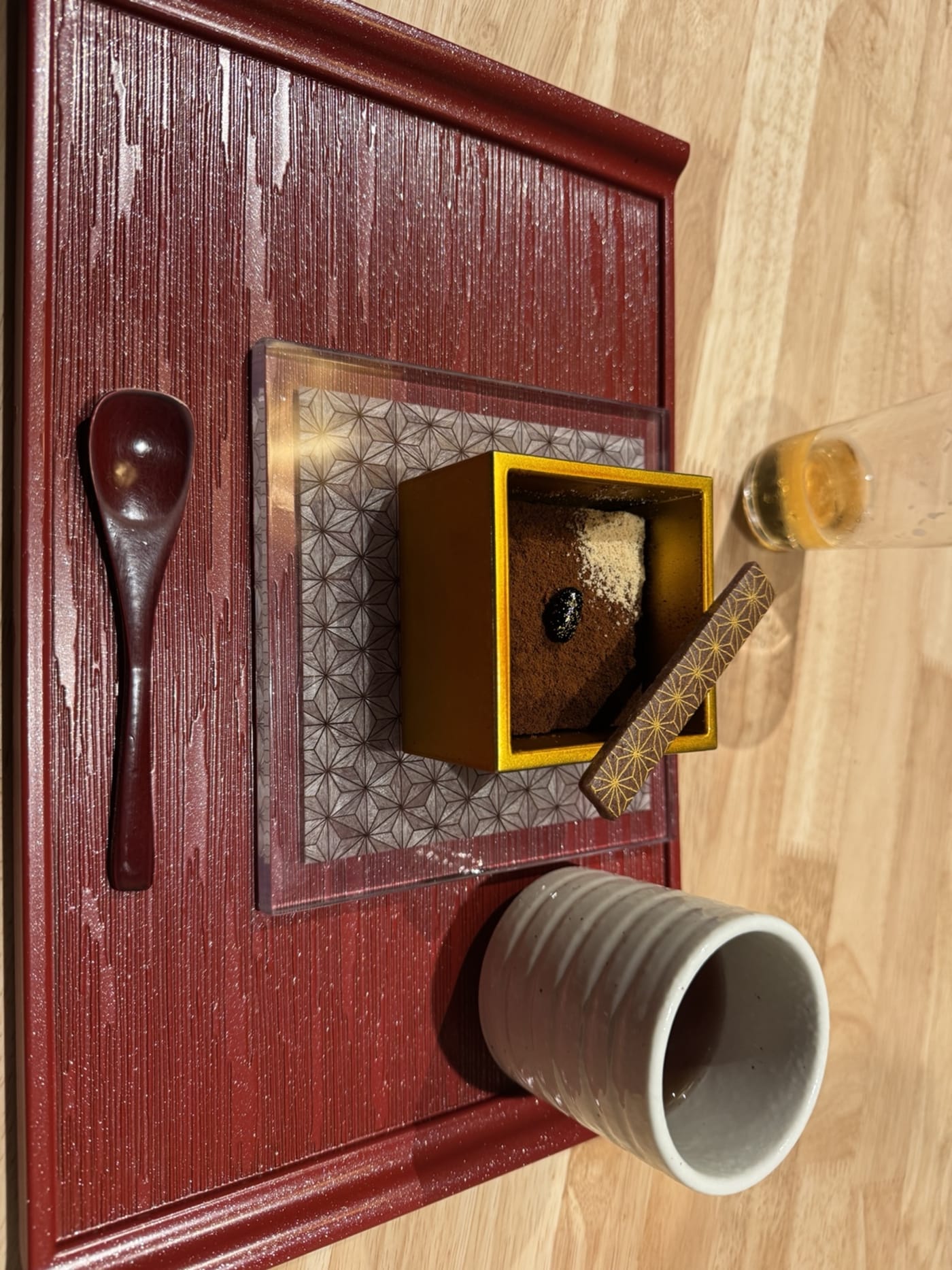 A sweet finish in a little box.