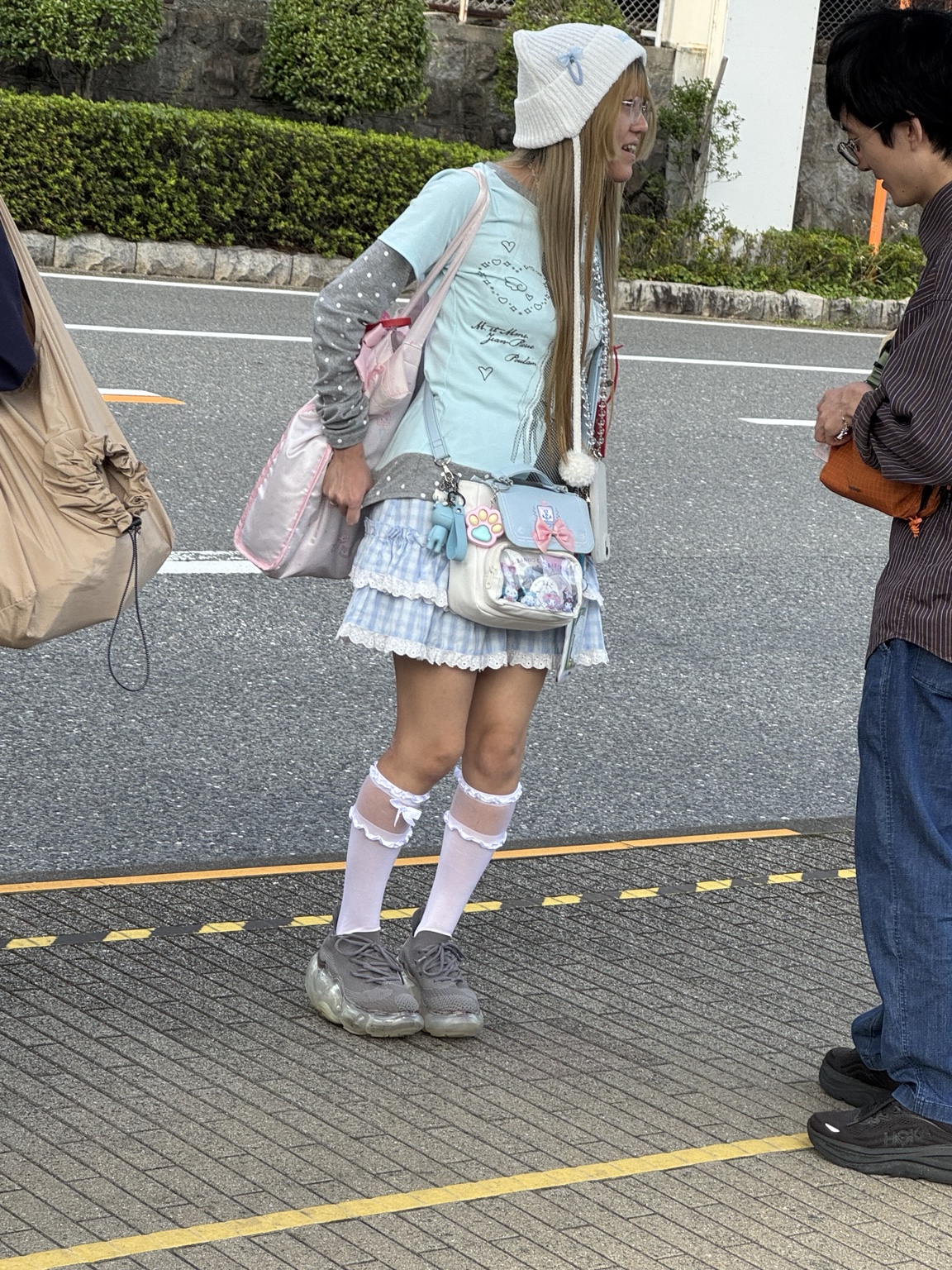 Scene while changing buses in Hakone