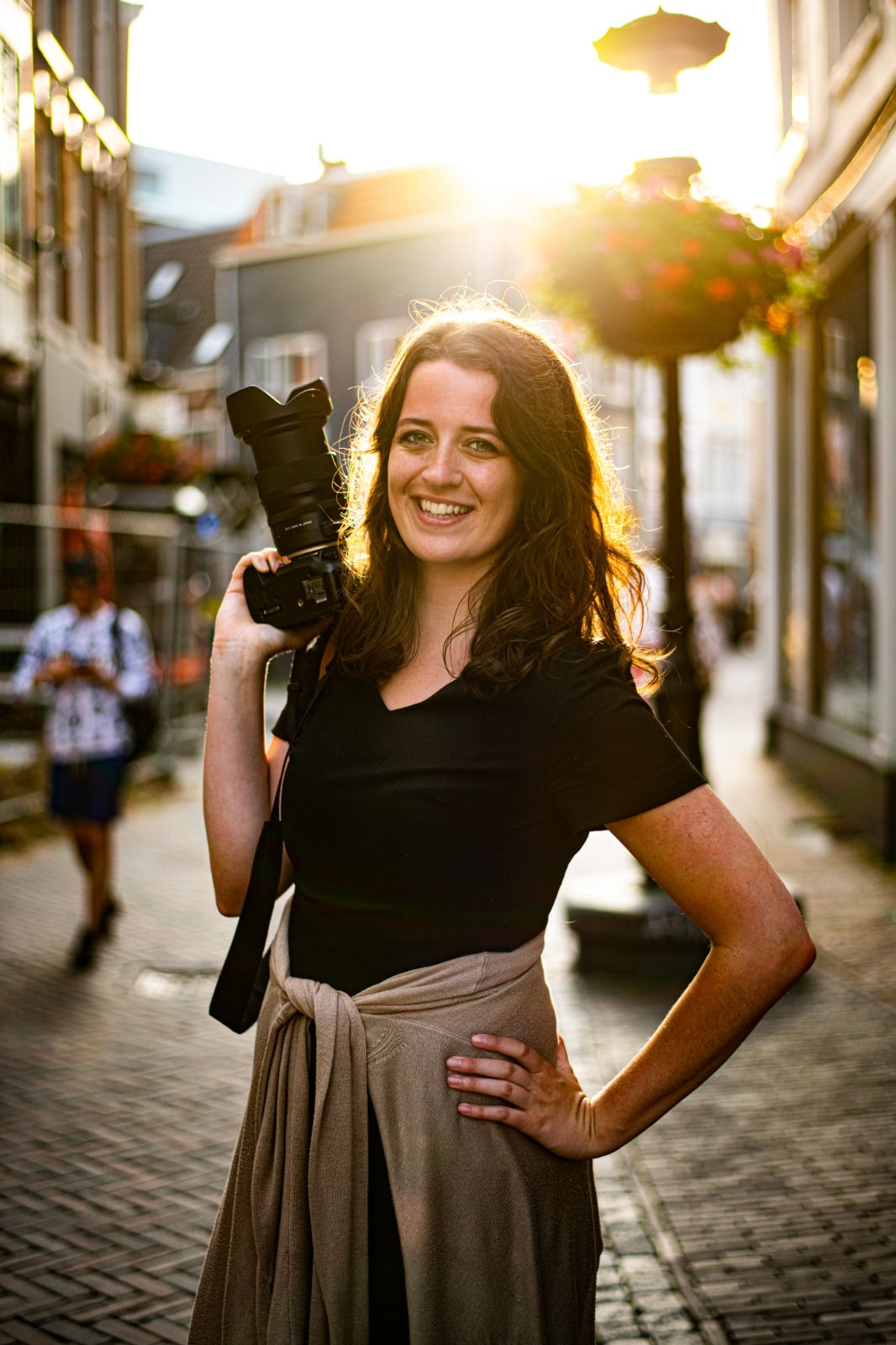 Manon with camera at Karel V