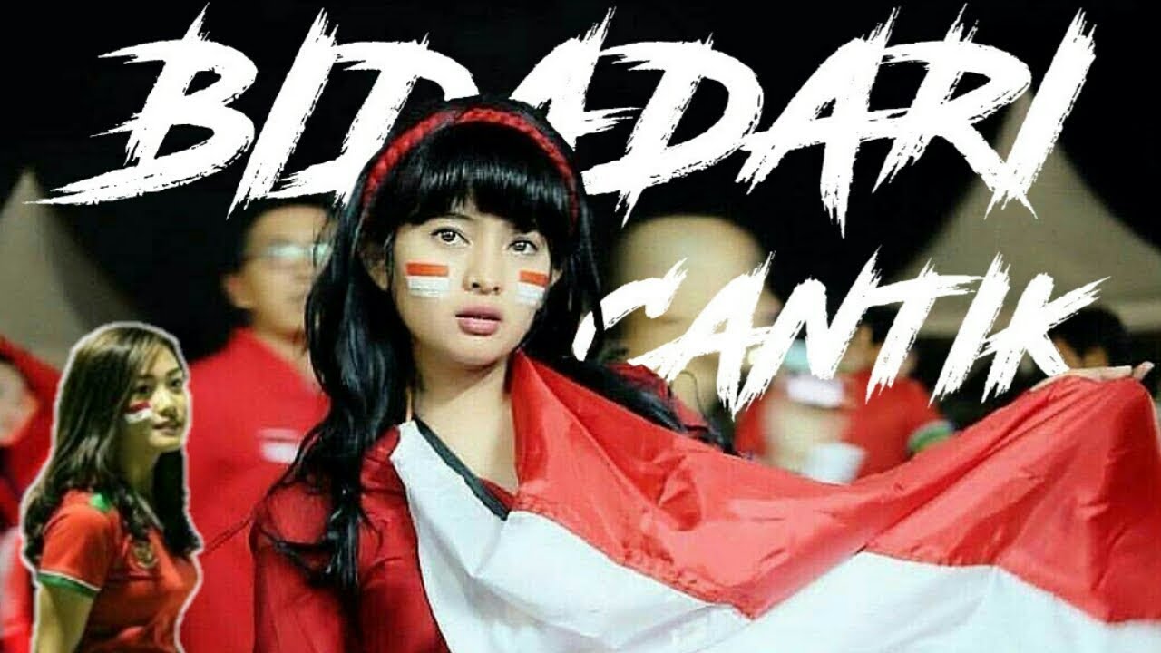 Ingatlah ketika Anda berdiam diri, sedih, kecewa, ada seseorang yang diam-diam sedang bangkit membangun masa depannya.