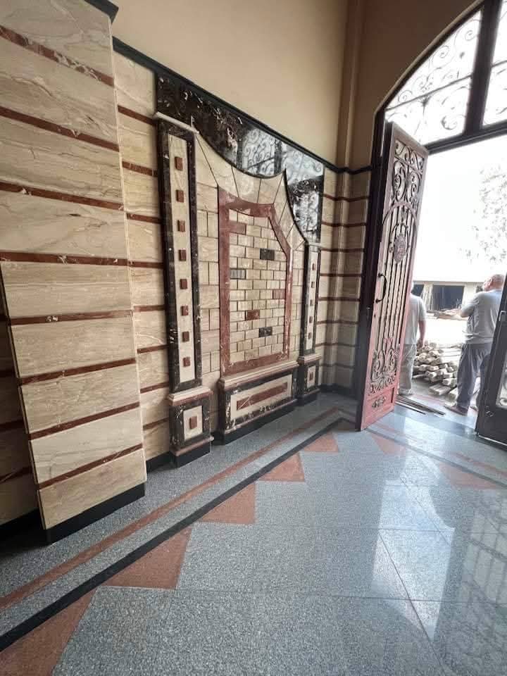 مدخل برشيا وامبرادور اسباني
